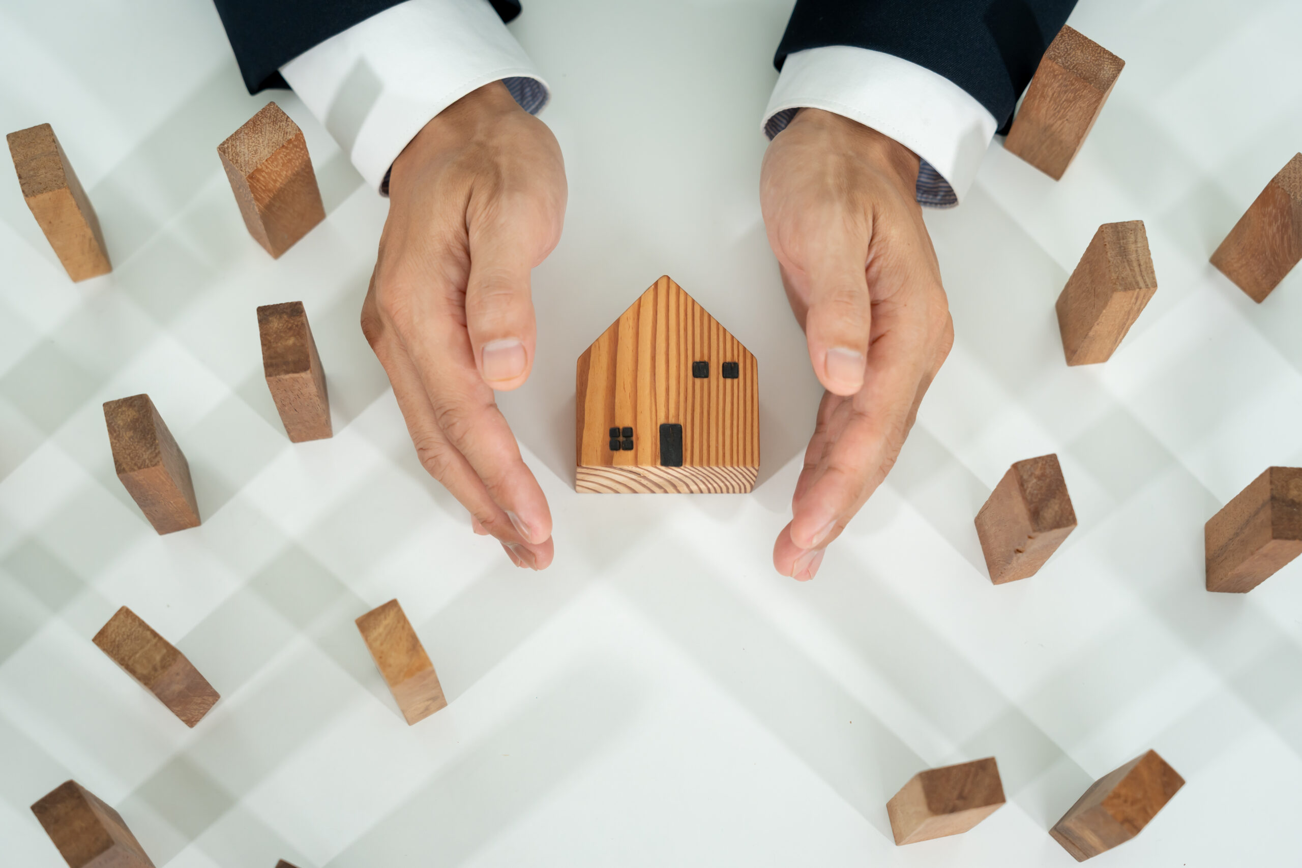 Airbnb Cleaning Service Miami: 7 Ways Professional Cleaners Protect Your Rental Investment